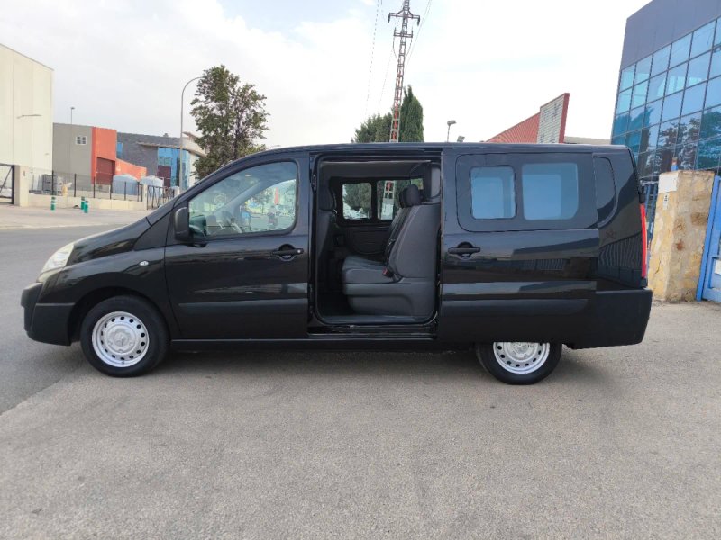 Peugeot Expert Combi Mixto 2.0 HDI L2 5/6 pl. 2015