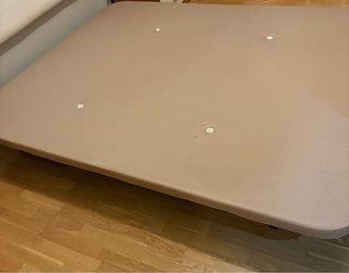 Colchón y Somier 150cm solamente tiene dos años.