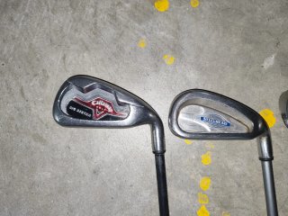 Juego de palos de golf Callaway y TaylorMade