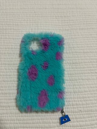 Funda iPhone 13 Monstruos S.A.