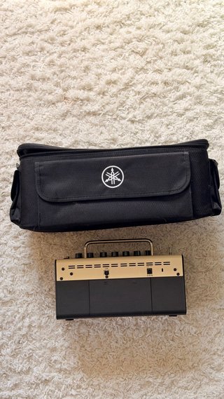 Amplificador Yamaha THR5 Beige/Negro