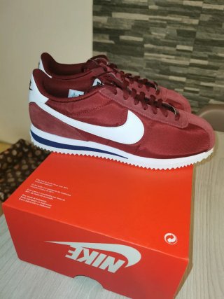 Zapatillas Nike Cortez Rojas y Blancas