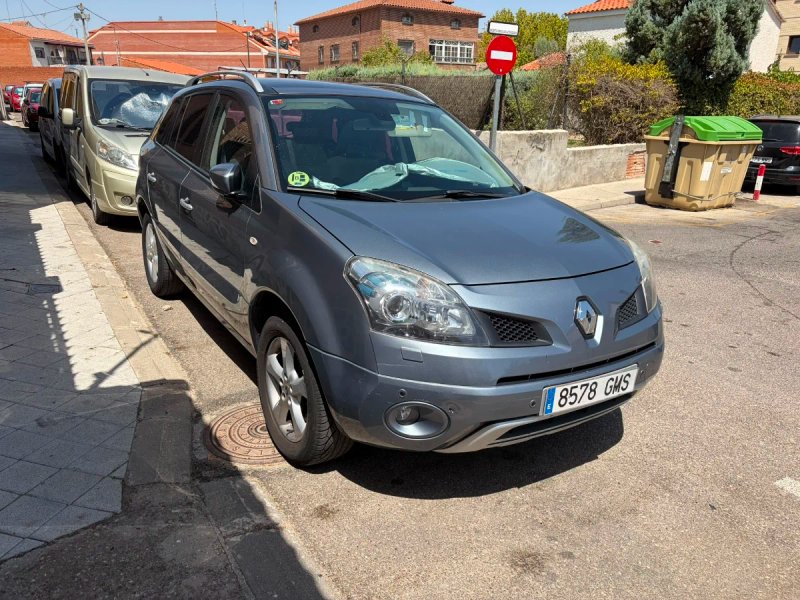 Renault Koleos 2010 - foto 1