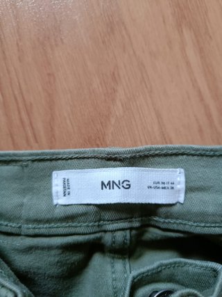 Bermudas Mango Hombre Talla 38 Verde