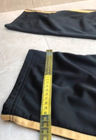 Pantalón Adidas Firebird Negro y Dorado