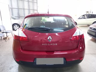 Renault Megane 1.6i 110CV GARANTIZADO !!