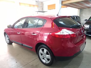 Renault Megane 1.6i 110CV GARANTIZADO !!