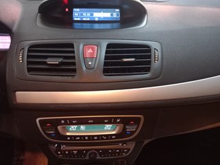 Renault Megane 1.6i 110CV GARANTIZADO !!