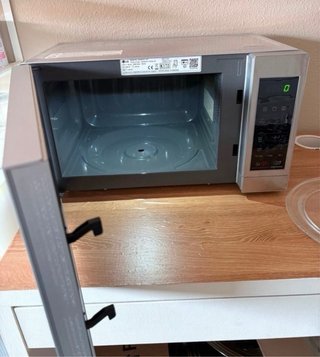 Microondas con grill - LG MH6044V, 700 W, 20 l Cap