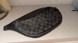 Riñonera Coach Negra y Gris