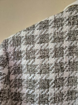 Chaqueta Zara Houndstooth Blanca y Gris