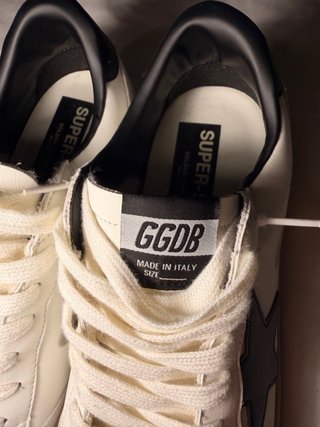 Golden Goose Ballstar Preto/Branco