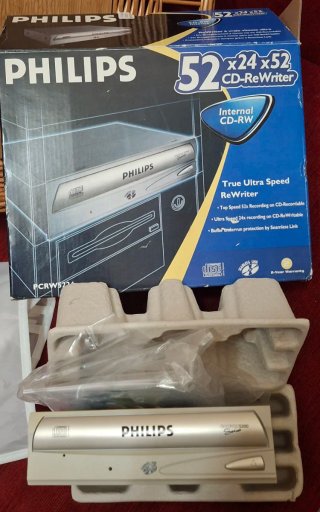 Grabadora CD-RW Philips PCRW5224 Interna