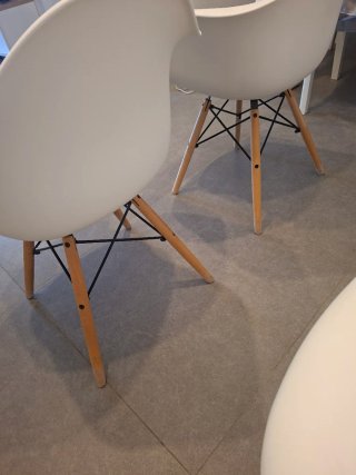 Juego de 4 sillas estilo nórdico