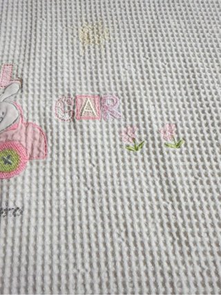 Copertina Blumarine rosa e bianca