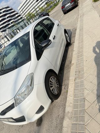 Toyota Yaris 2013