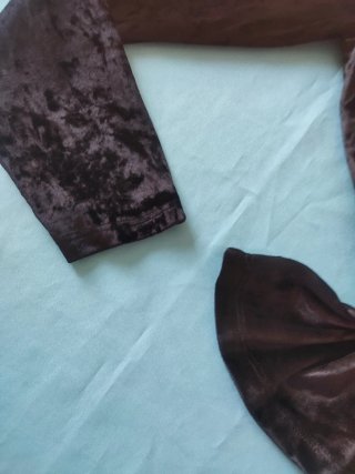 Top terciopelo hombros descubiertos talla S