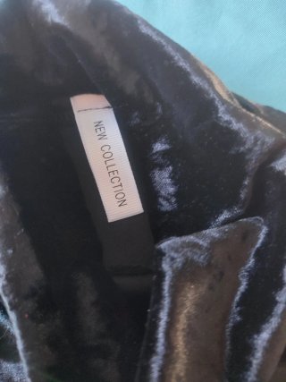 Top terciopelo hombros descubiertos talla S