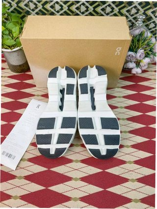 Zapatillas On Cloudmonster Blancas Talla 39
