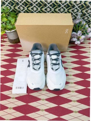 Zapatillas On Cloudmonster Blancas Talla 39