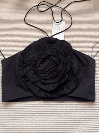 Top Zara Negro Flor Talla S