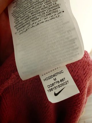 Sudadera Nike corta con capucha rosa Talla M