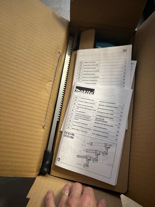 Selladora de Silicona Makita DCG180Z LXT