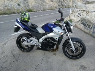 Suzuki GSR 600 Azul/Plata