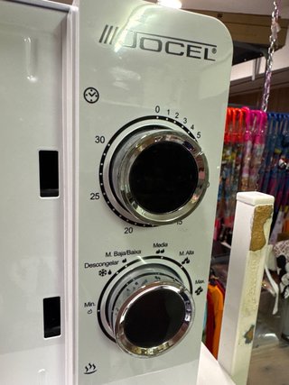 Microondas Jocel Blanco