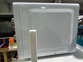 Microondas Jocel Blanco