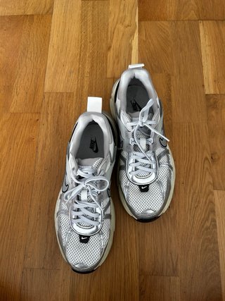Zapatillas Nike V2k Plata/Blanco | Talla 40