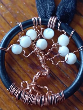 Collana con albero della vita