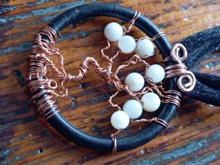 Collana con albero della vita