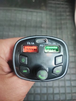 Mechero Radio FM USB Carga para coche BLUETOOTH