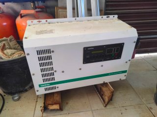 Inversor/Cargador Xantrex SW3024E 3000W 24V