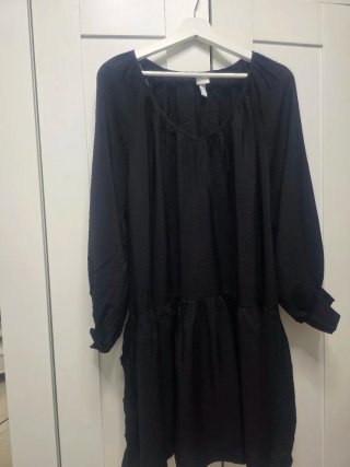 Vestido negro manga larga