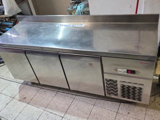 Mesa Refrigerada Infríco Acero Inoxidable
