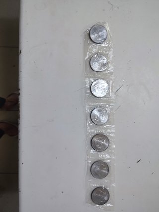 Monedas en paquete