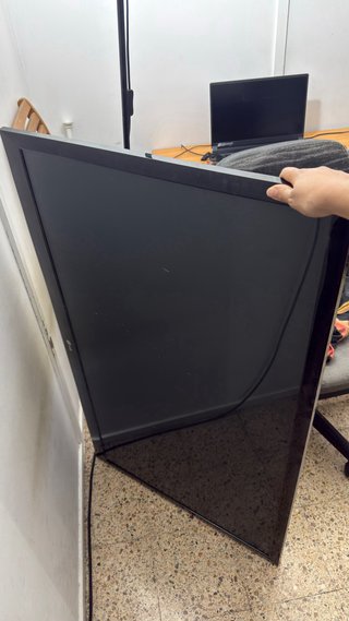 TV LG 50PJ250 con soporte PERFECTAS CONDICIONES