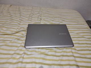 Portátil Samsung Serie 5 530U
