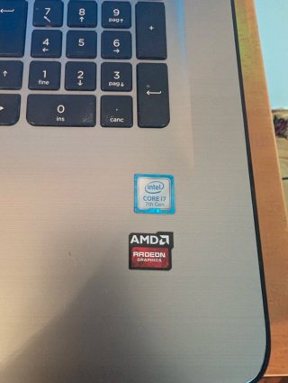 HP Notebook i7-7500U 16GB RAM 1TB HDD + Radeon R7