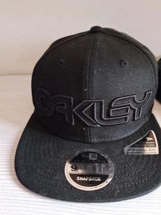 Pack 6 Gorras Nike i Jordan i oakley laliga