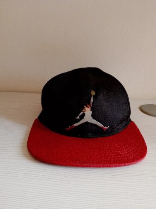 Pack 6 Gorras Nike i Jordan i oakley laliga