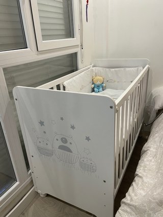 Cuna blanca con ositos y estrellas MARCA MI CUNA