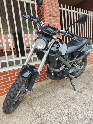 BMW G650X Country