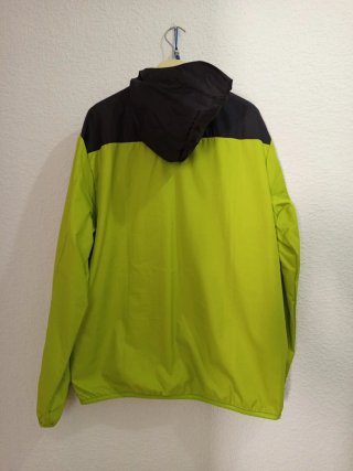 Cortavientos Puma Talla M. OFERTAAAAAAA