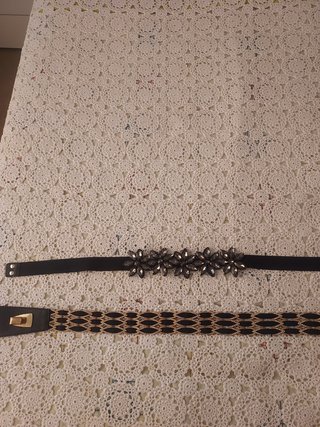 Cinturón elástico con pedrería y cinturón de flore