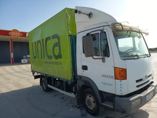 Camión Nissan Atleon 140, 6 palets,7500kg