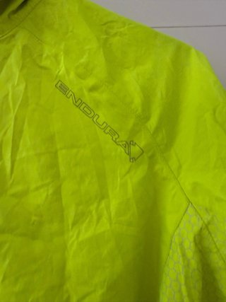 Chubasquero Ciclismo Endura Amarillo Neón