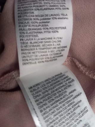 Camisa H&M rosa  nueva con detalles